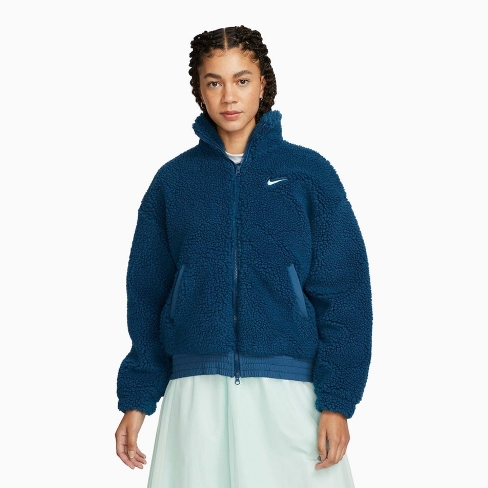 Nike Women's Sportswear Swoosh Plush Jacket Size Large